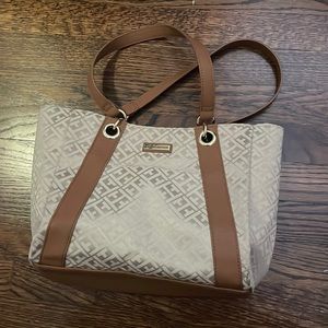 Tommy Hilfiger bag